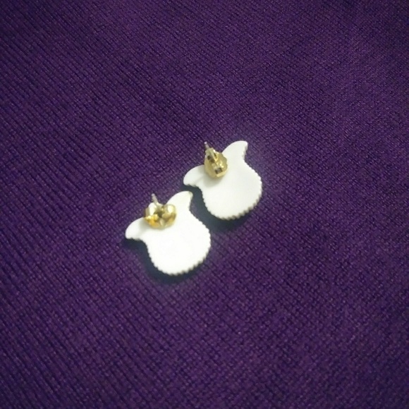 Stud earrings neutral - Picture 3 of 3